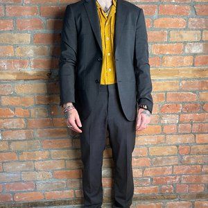 Club Monaco 2 pieces suit